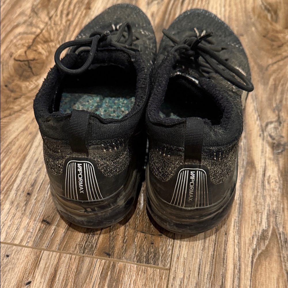 Nike Vapor Max Knit Sneakers - Picture 3 of 4